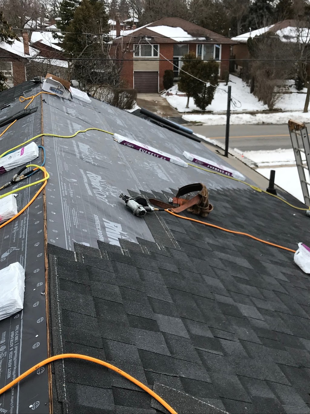 Warner Roofing Inc. | 116 Devins Dr, Aurora, ON L4G 4B5, Canada | Phone: (416) 567-3526