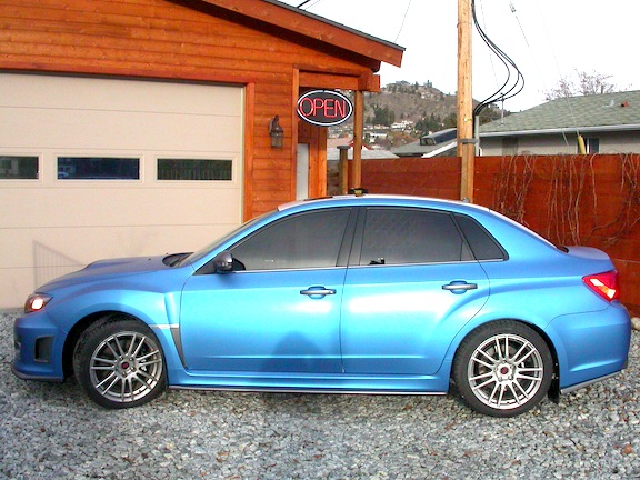 Tint Works Kelowna window tinting | 1291 Ethel St, Kelowna, BC V1Y 2W8, Canada | Phone: (250) 864-8468