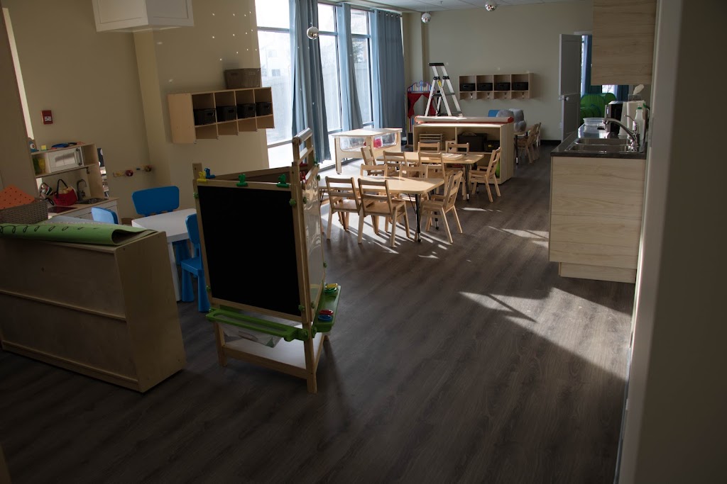 Apple Child Care & Out of School Care | 6120 Schonsee Way Unit 102, Edmonton, AB T5Z 0K5, Canada | Phone: (780) 456-6993