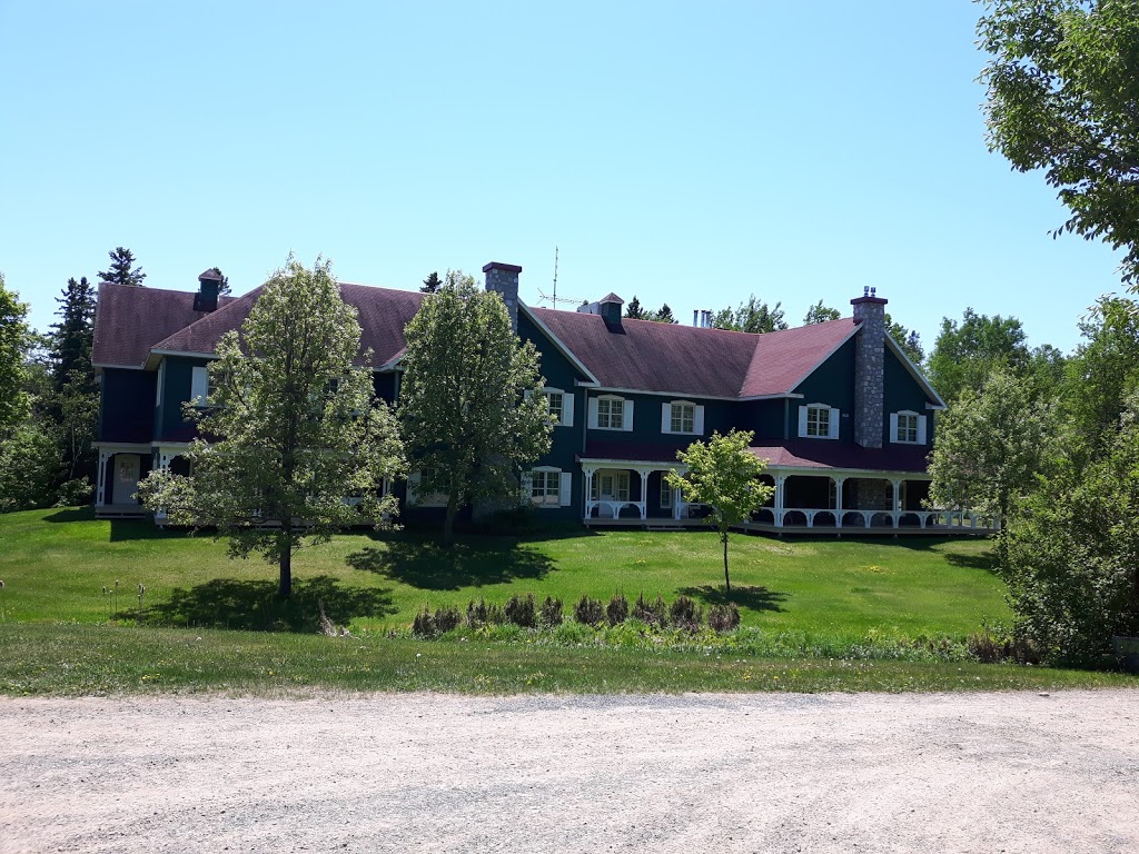 Auberge De Larchipel | 3500 Chemin des Trembles, Saint-Paulin, QC J0K 3G0, Canada | Phone: (800) 789-5968