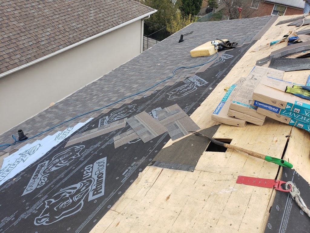 Competitive Roofing | 595 Royal York Rd, Toronto, ON M8Y 2S8, Canada | Phone: (647) 569-1513