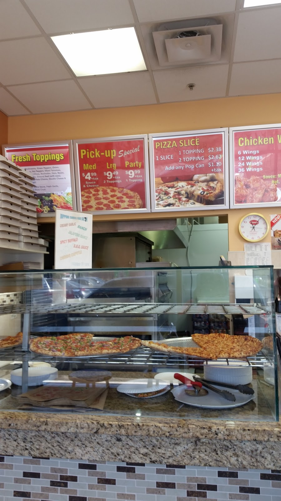 Mogas Pizza | 7205 Goreway Dr suite 40, Mississauga, ON L4T 2T9, Canada | Phone: (905) 672-6868