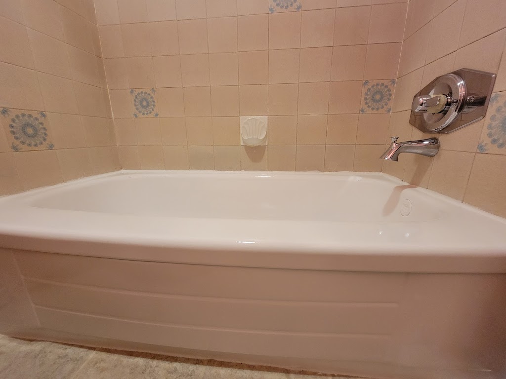 Quality Bathtub & Tiles Refinishing /Reglazing | Unite 65, 16388 85 Ave, Surrey, BC V4N 5G2, Canada | Phone: (778) 903-5533