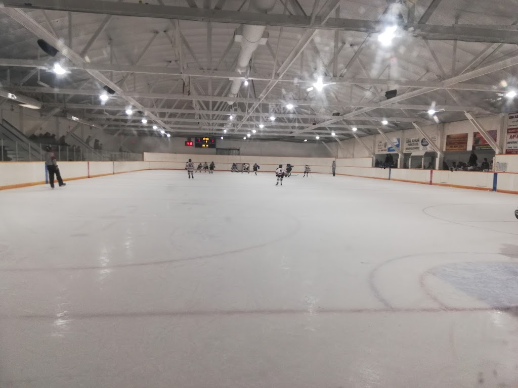 Legal Arena | 4720 51 Ave, Legal, AB T0G 1L0, Canada | Phone: (780) 961-3773