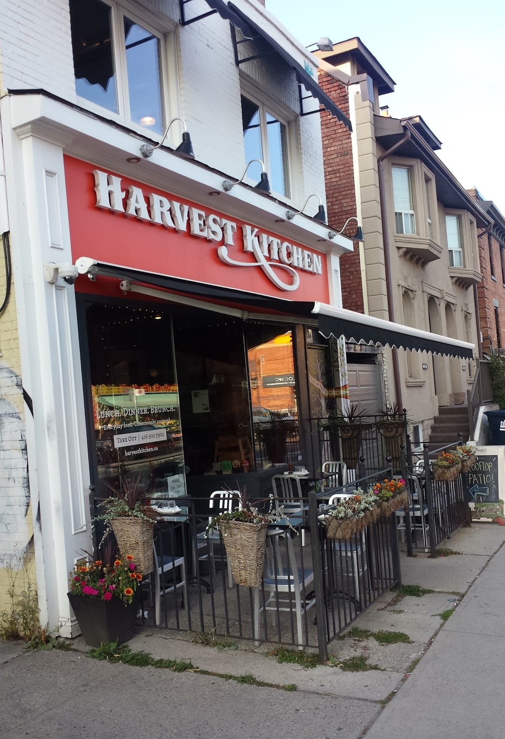 Harvest Kitchen | 124 Harbord St, Toronto, ON M5S 1G8, Canada | Phone: (416) 901-5901