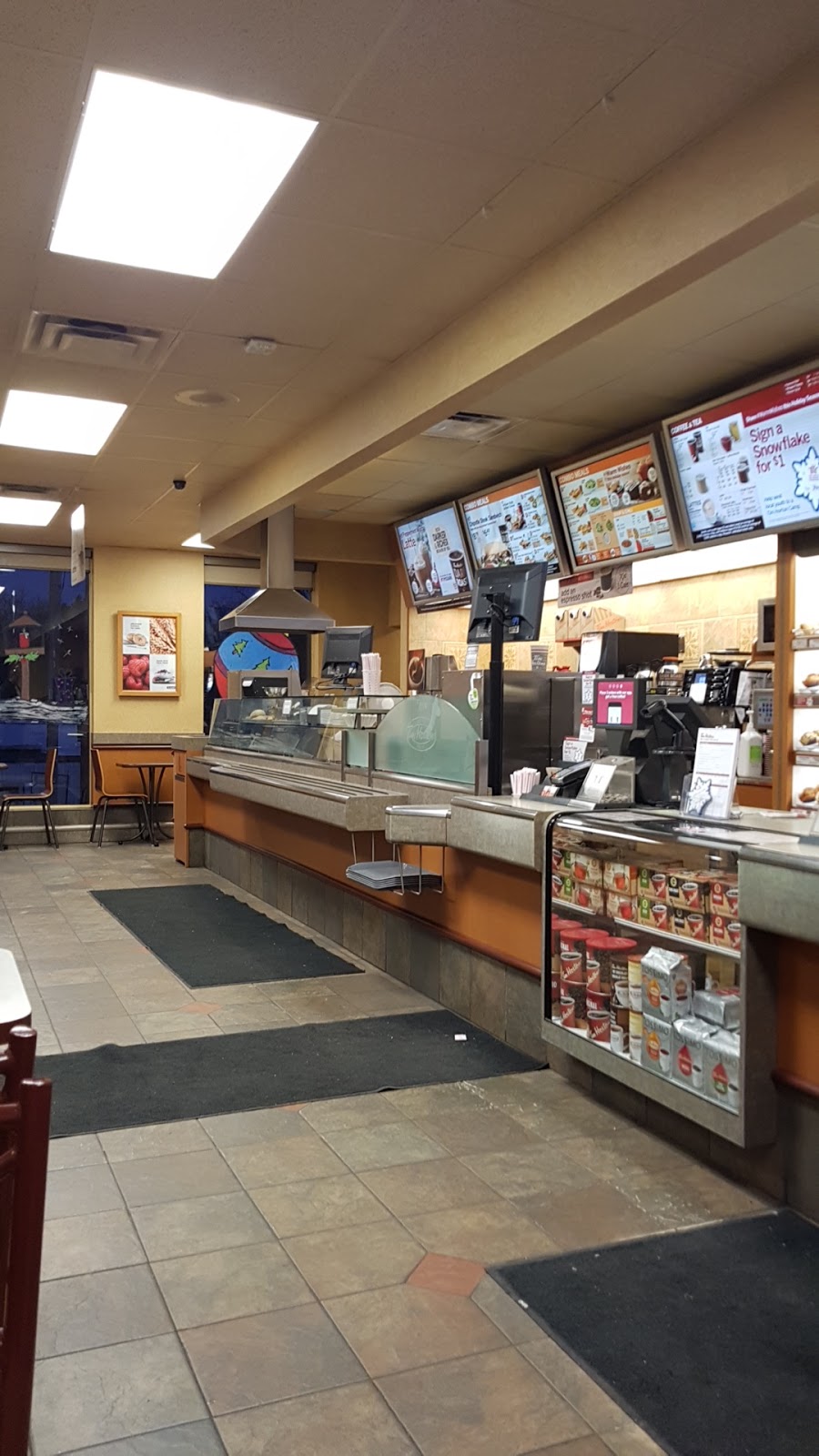 Tim Hortons | 73 Oxford St, Tillsonburg, ON N4G 2G5, Canada | Phone: (519) 688-6885