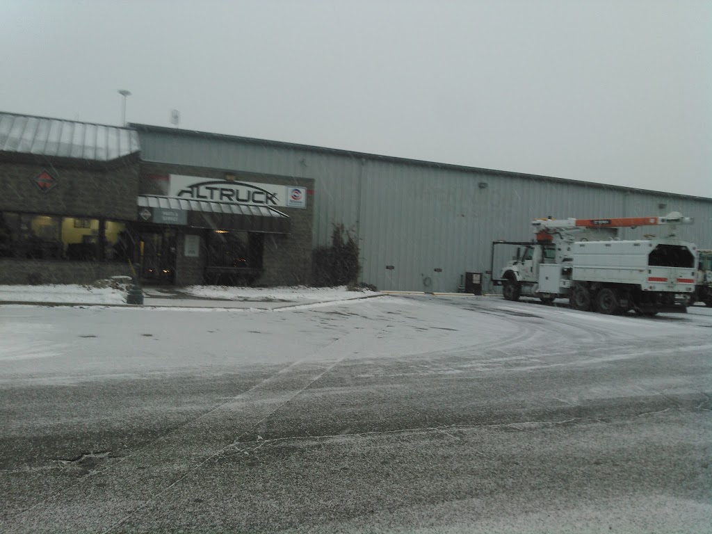 Altruck International Truck Centres | 405 Laird Rd, Guelph, ON N1G 4P7, Canada | Phone: (519) 821-0070