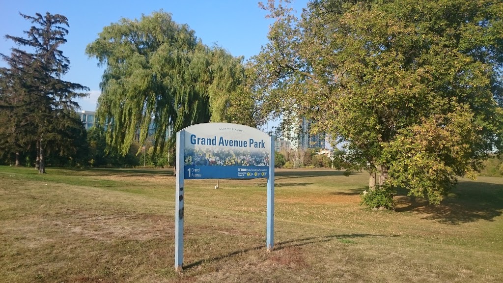 Grand Avenue Park | 1 Grand Ave, Etobicoke, ON M8Y, Canada | Phone: (416) 392-8188