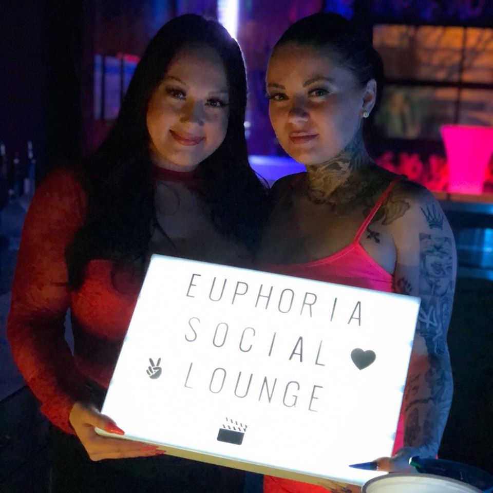 Euphoria Social Lounge | 6092 Main St, Niagara Falls, ON L2G 5Z9, Canada | Phone: (289) 296-7422