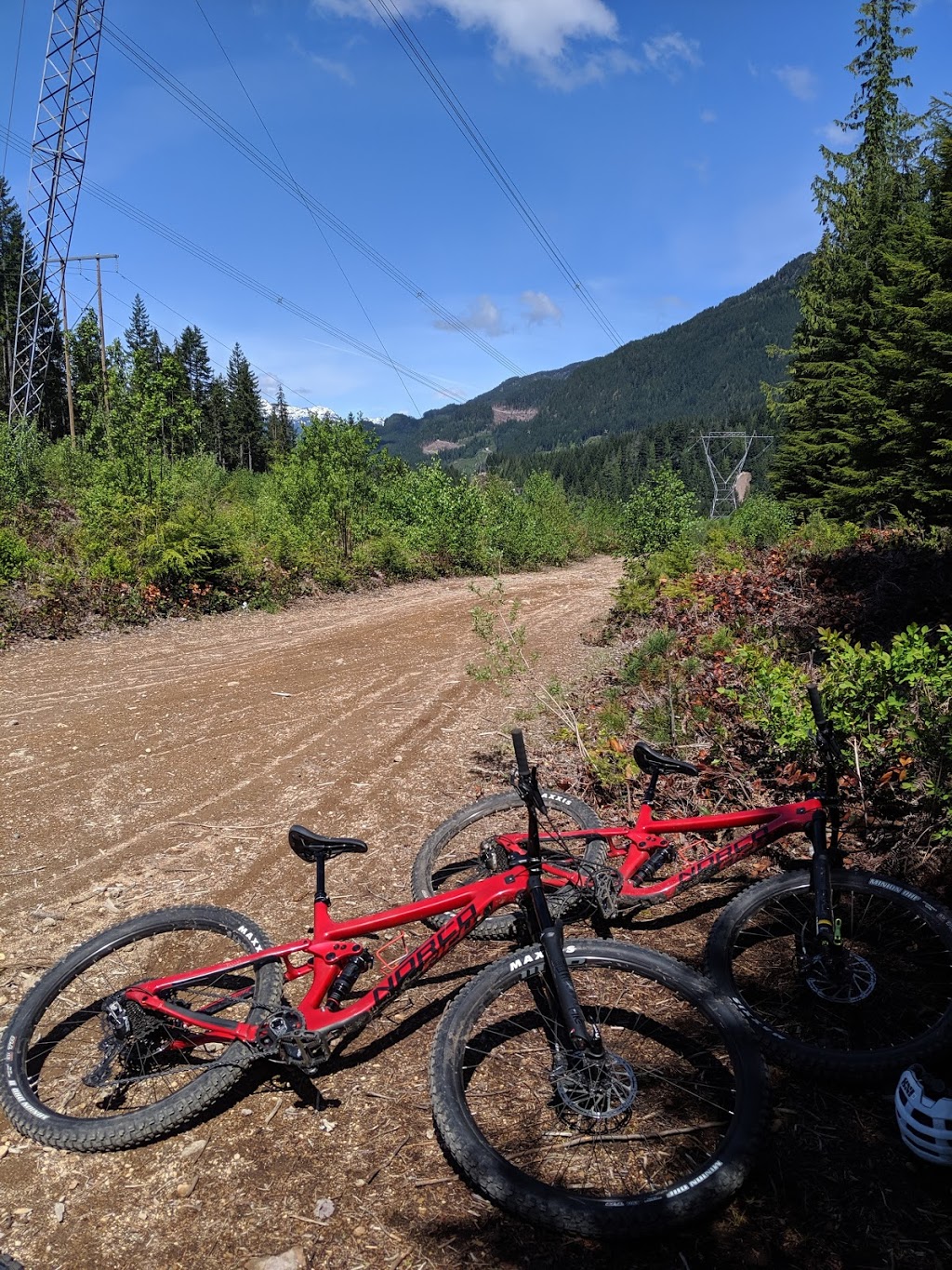 RideHub - Squamish’s Mountain Bike Adventure & Bike Rental Compa | 40524 Highlands Way N, Garibaldi Highlands, BC V0N 1T0, Canada | Phone: (604) 849-2712