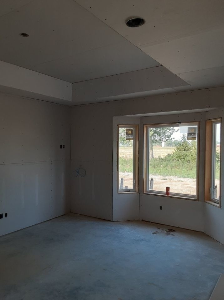 Scotts Drywall & Interior Finishing | 507 Belmont Ave Gd, Corunna, ON N0N 1G0, Canada | Phone: (519) 617-8954