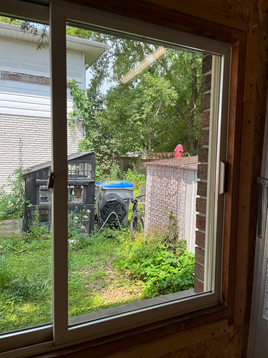 J.W Window & Gutter Cleaning | 707 John St W, Listowel, ON N4W 1B6, Canada | Phone: (519) 580-6752
