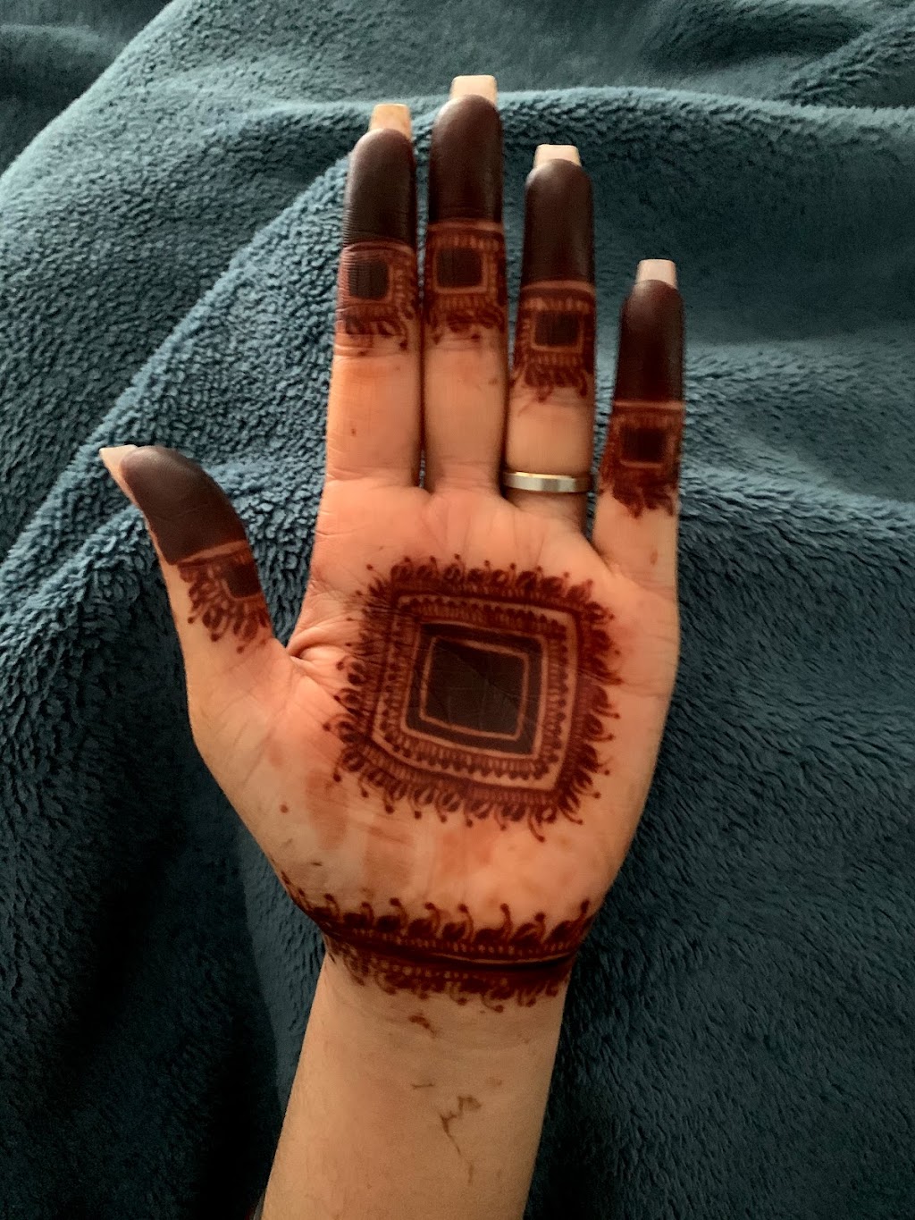 Henna by Simran | 1258 Ewen Ave, New Westminster, BC V3M 5E4, Canada | Phone: (236) 513-2138