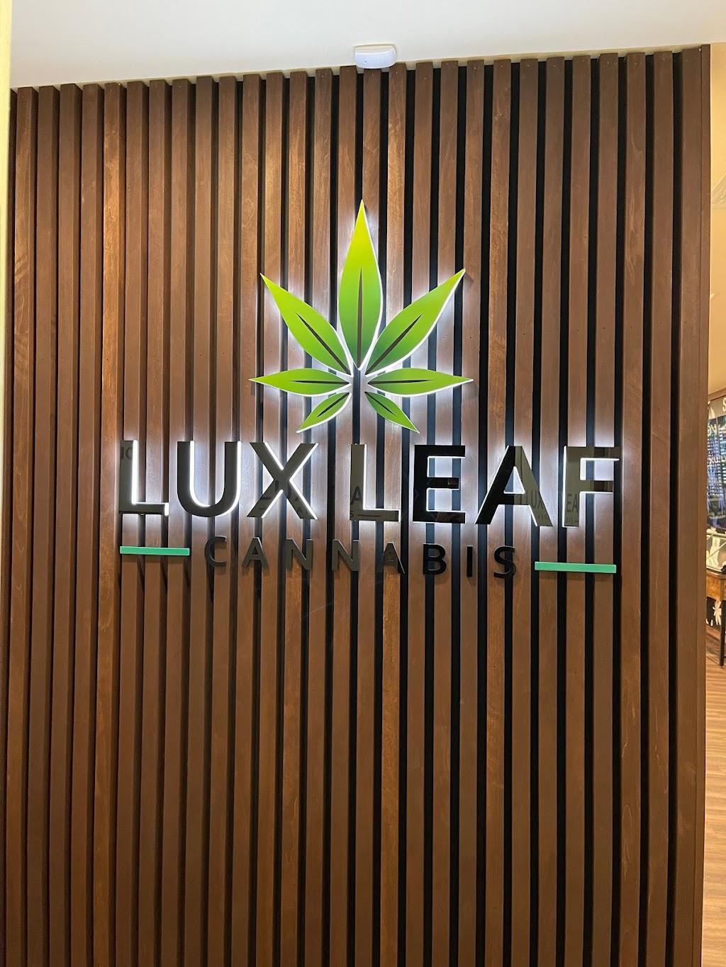 Lux Leaf Cannabis - Eckville | 4856 50 Ave Unit #4, Eckville, AB T0M 0X0, Canada | Phone: (403) 746-2336