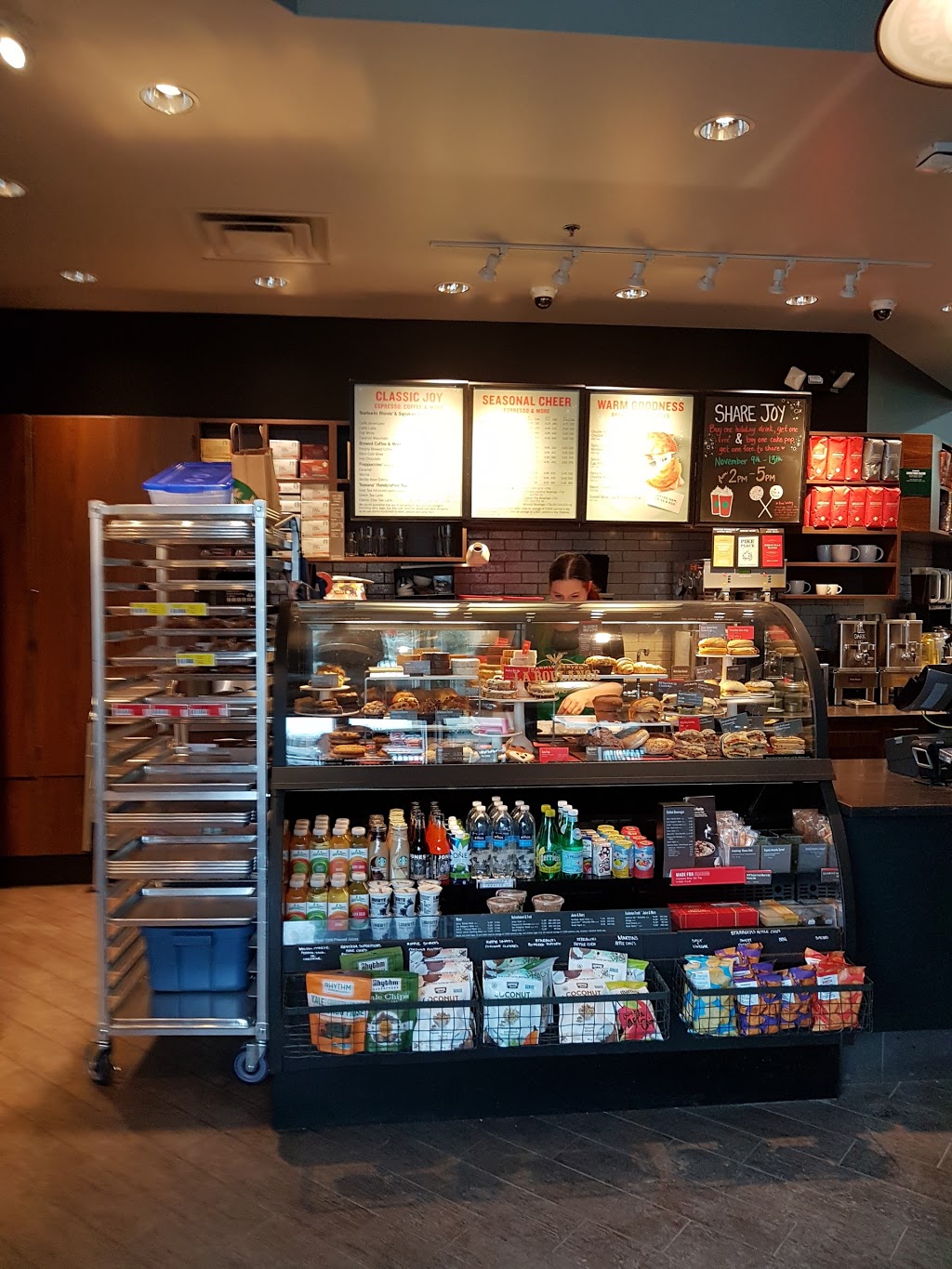 Starbucks | Piccadilly Mall 102, 1151 10 Ave SW, Salmon Arm, BC V1E 1T3, Canada | Phone: (250) 832-0328