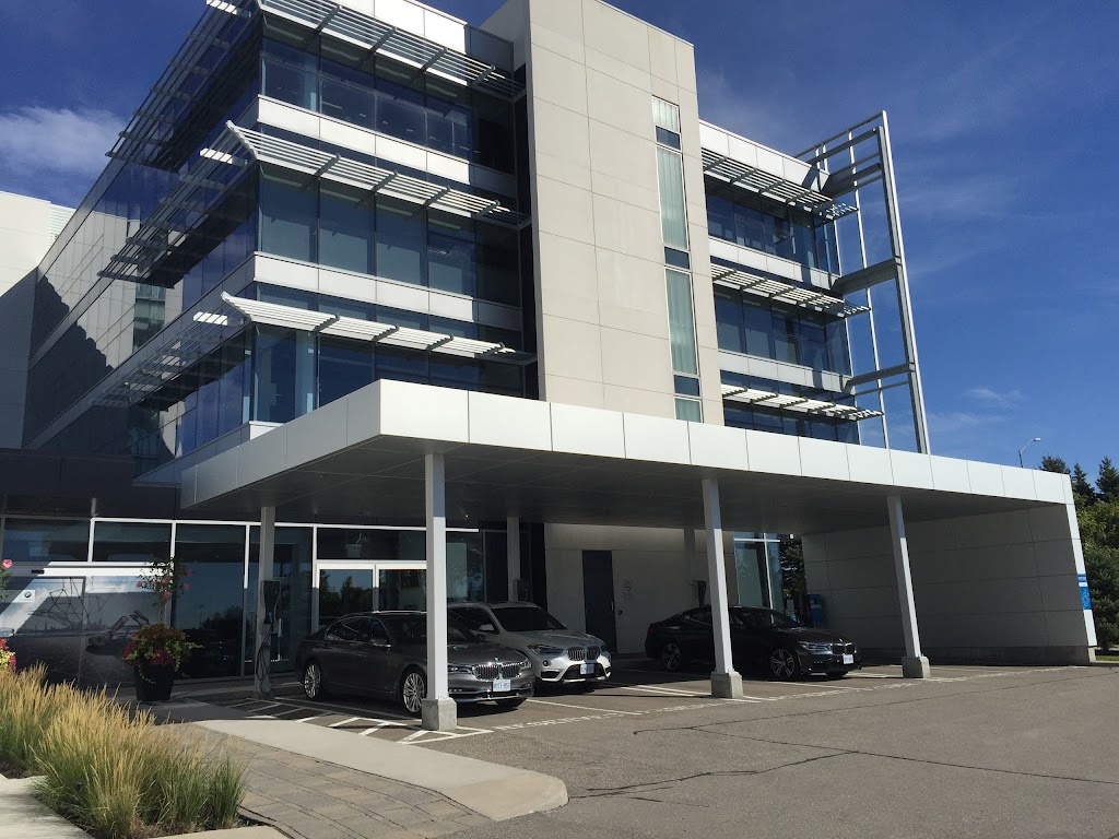 BMW Group | 50 Ultimate Dr, Richmond Hill, ON L4S 1P4, Canada | Phone: (800) 567-2691