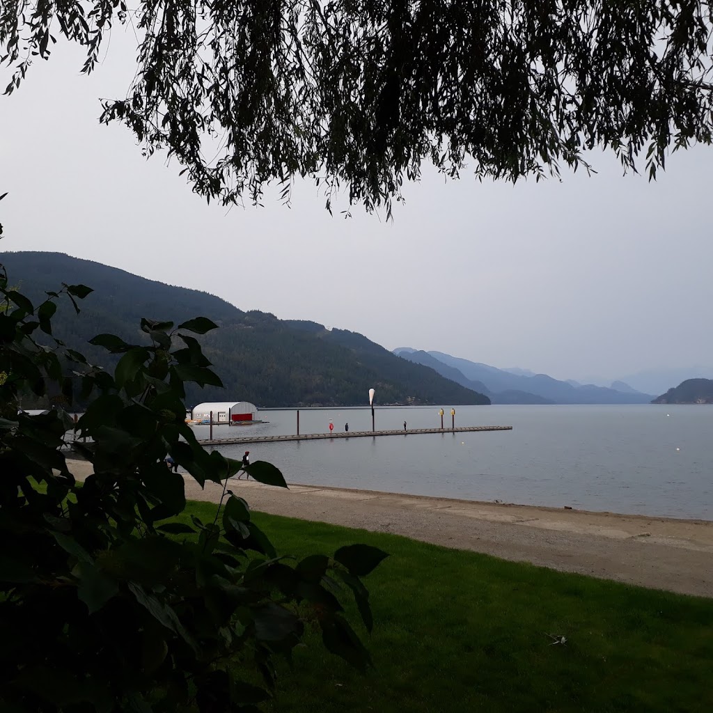 Lagoon Beach | 378 Esplanade, Harrison Hot Springs, BC V0M 1K0, Canada | Phone: (604) 796-2171