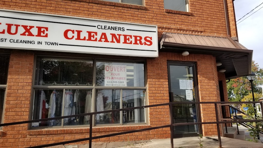 Monson Deluxe Cleaners | 110 Beechwood Ave., Vanier, ON K1L 8B2, Canada | Phone: (613) 749-5969