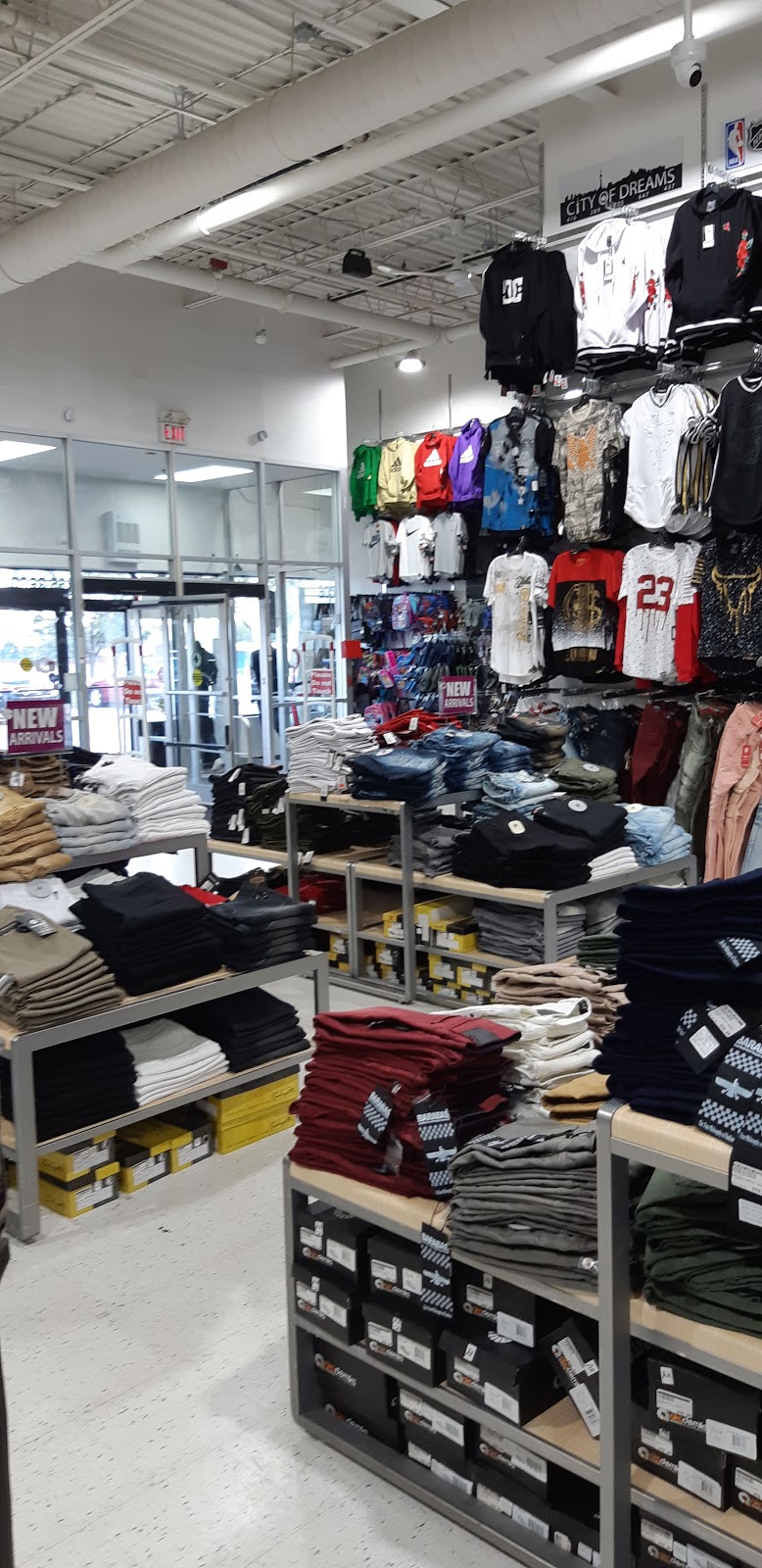 THE NEXT LEVEL OUTLET | 1250 Steeles Ave E #2b, Brampton, ON L6T 1A1, Canada | Phone: (905) 455-3600