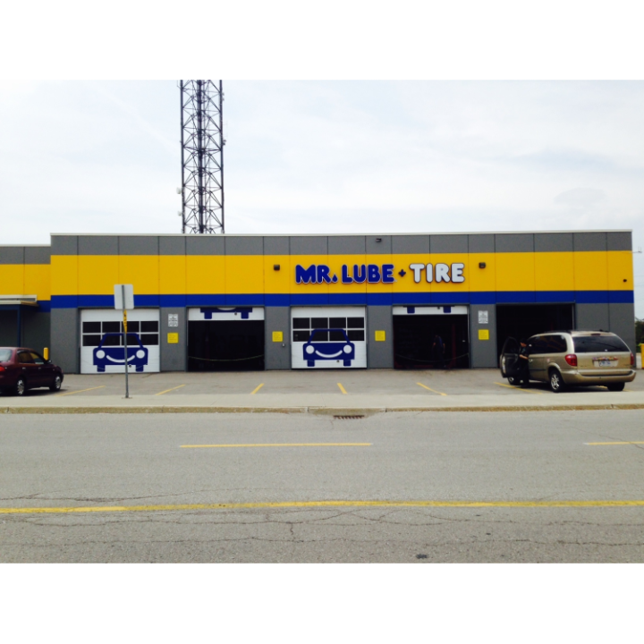 Mr. Lube in Walmart | 1203 Parsons Rd NW, Edmonton, AB T6N 0A9, Canada | Phone: (780) 468-1755