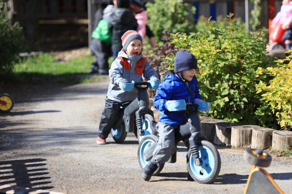 Center Petite Enfance Percée De Soleil | 80 Avenue St Michel, Québec, QC G1C 1E7, Canada | Phone: (418) 666-5959