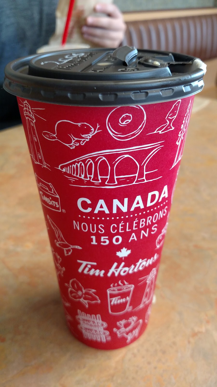 Tim Hortons | 3335 N Service Rd, Vineland Station, ON L0R 2E0, Canada | Phone: (905) 562-4390