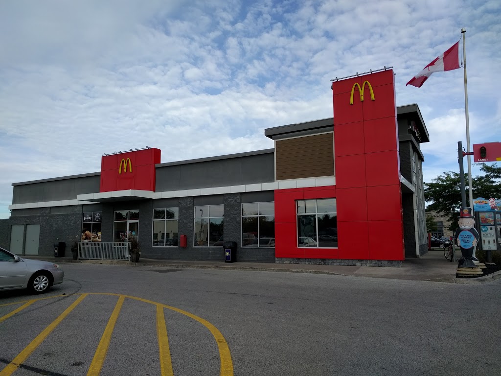 McDonalds | 1330 Exmouth St, Sarnia, ON N7S 3X9, Canada | Phone: (519) 542-1345