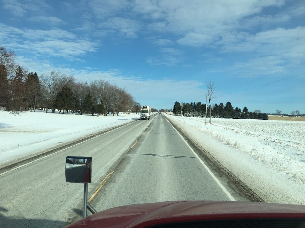 Hwy 401 - Elgin Rd MTO Carpool Lot | Mossley, ON N0L 1G5, Canada