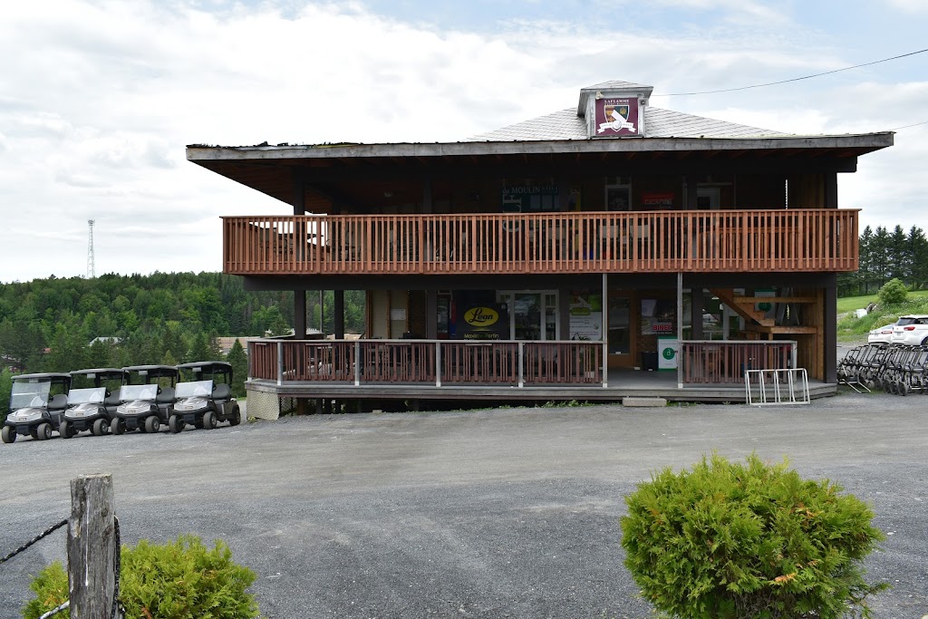 Golf du Moulin Laflamme | 65 Rang des Binet, Saint-Benoît-Labre, QC G0M 1P0, Canada | Phone: (418) 222-6012