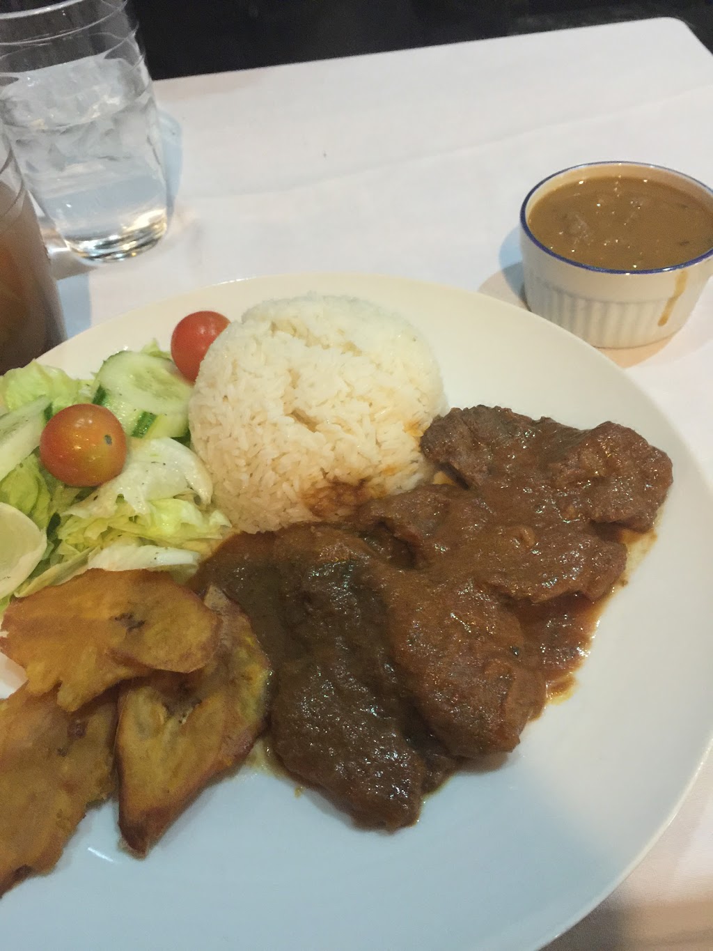 Larimar Restaurant | 1190 Rue Bélanger, Montréal, QC H2S 1H4, Canada | Phone: (514) 277-9908