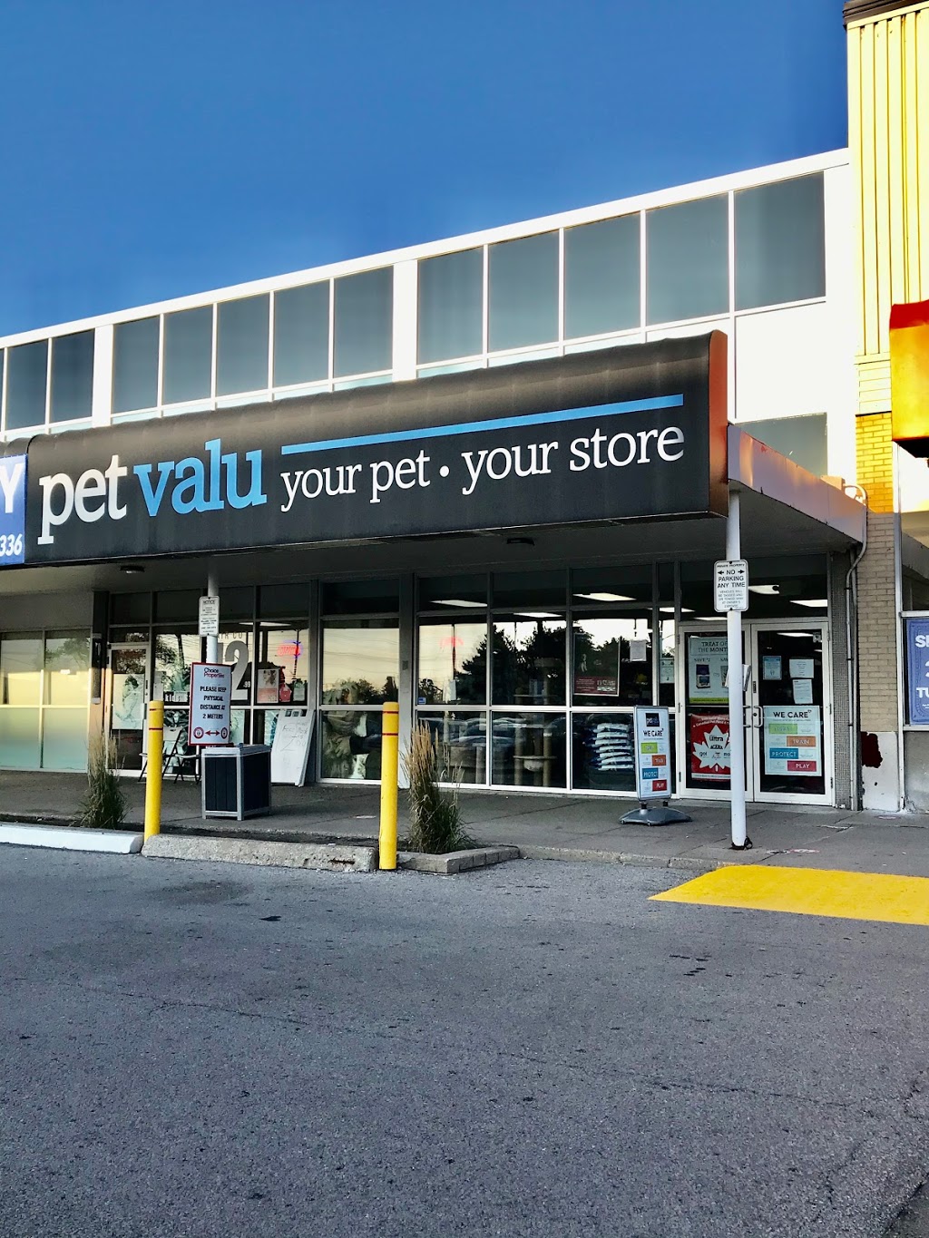 Pet Valu | 1527 Victoria Park Ave, Scarborough, ON M1L 2T3, Canada | Phone: (416) 288-0664