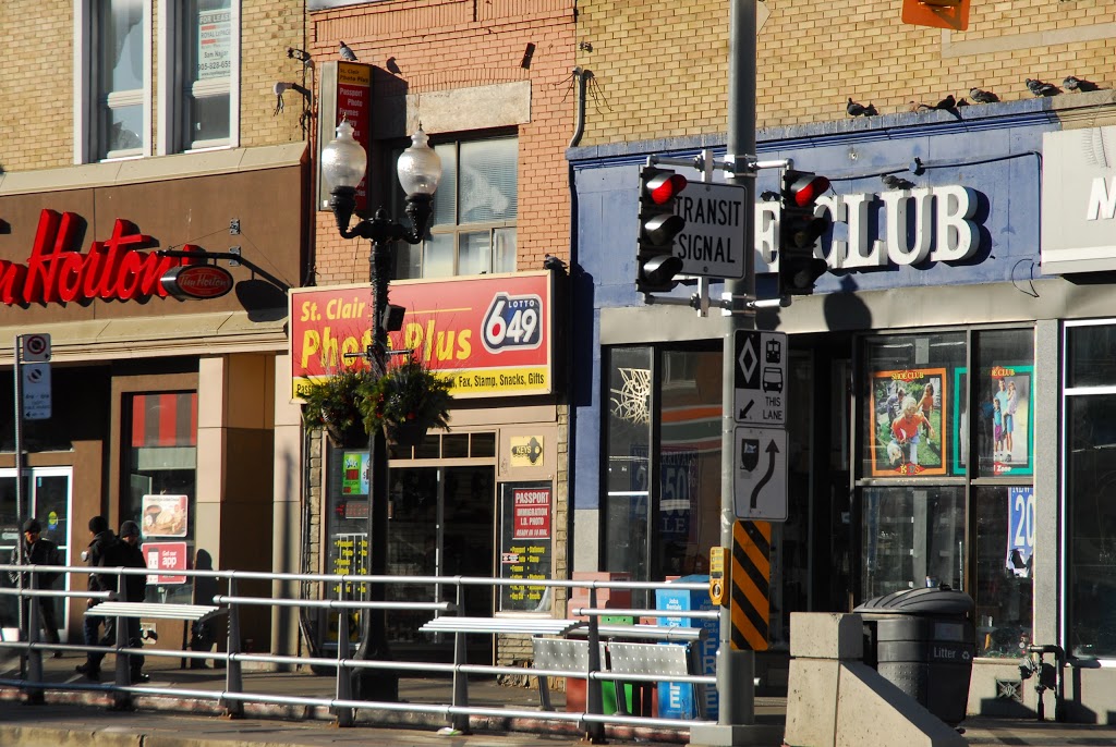 The Shoe Club | St Clair Ave W, Toronto, ON M6E 1B4, Canada