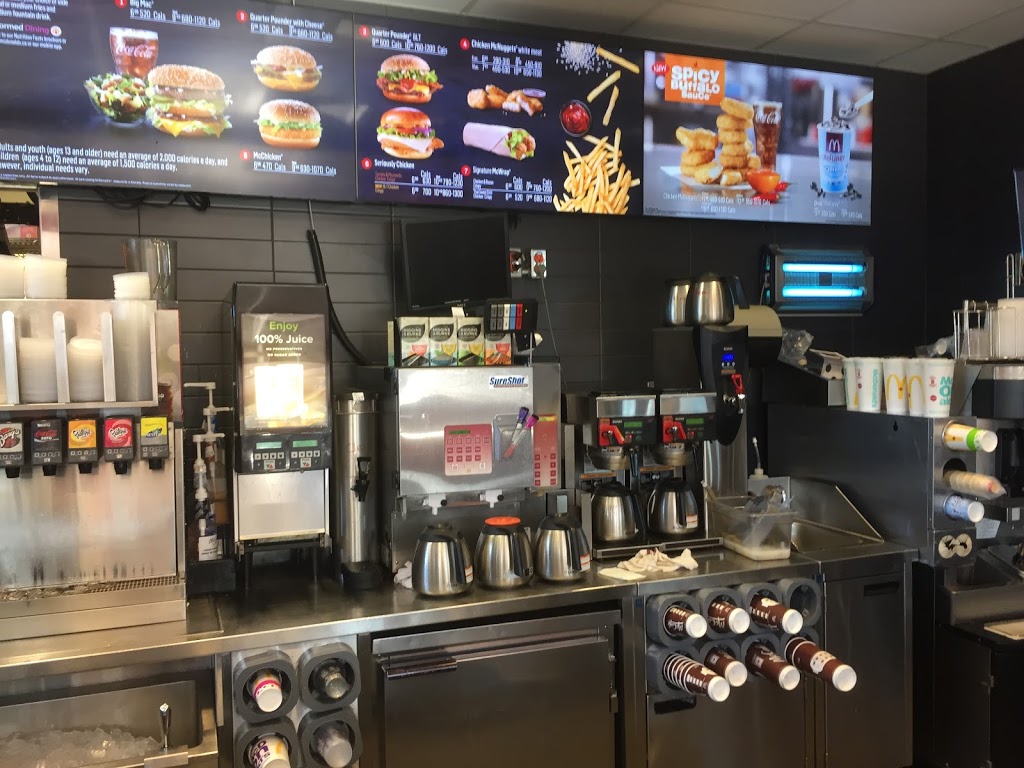 McDonalds | 57 Bridge St, Lakefield, ON K0L 2H0, Canada | Phone: (705) 652-0226