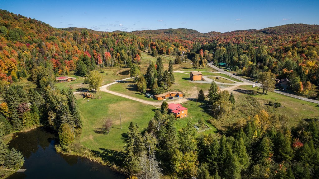 Domaine Nouvelle France | 7016 Route Principale, Wentworth-Nord, QC J0T 1Y0, Canada | Phone: (450) 533-1111