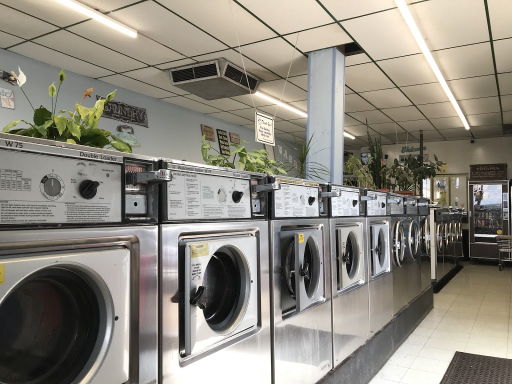 Village Clean Laundromat | 2323 Gratiot Blvd, Marysville, MI 48040, USA | Phone: (810) 364-8822