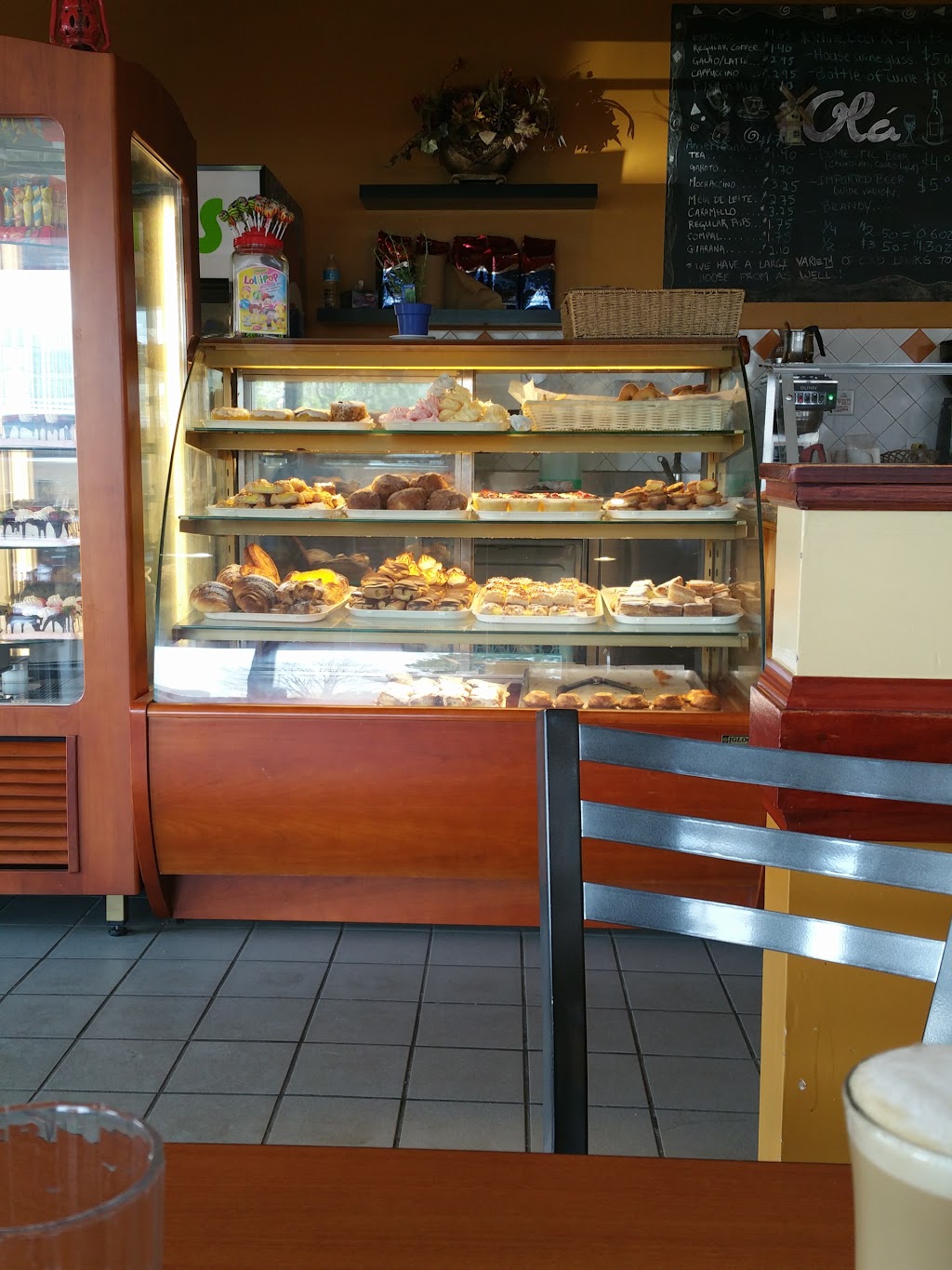 OLA Bakery | 447 Speers Rd, Oakville, ON L6K 3S7, Canada | Phone: (905) 845-5221