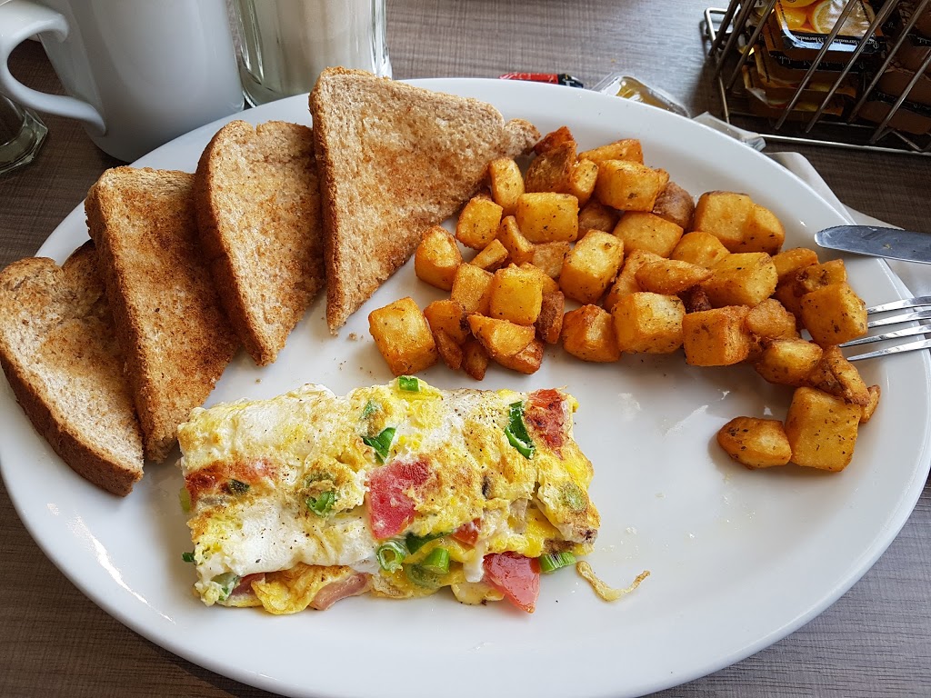 Fruitland Breakfast | 621 Barton Street, in the Fruitland Crossings Plaza, Stoney Creek, ON L8E 5R8, Canada | Phone: (905) 643-6400