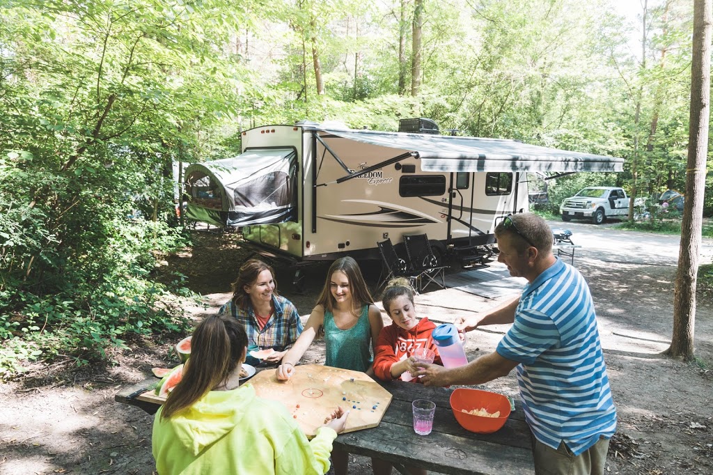 Castaway North RV Travel Trailer Rentals | 148 Brian Blvd, Waterdown, ON L8B 0C9, Canada | Phone: (905) 315-0844