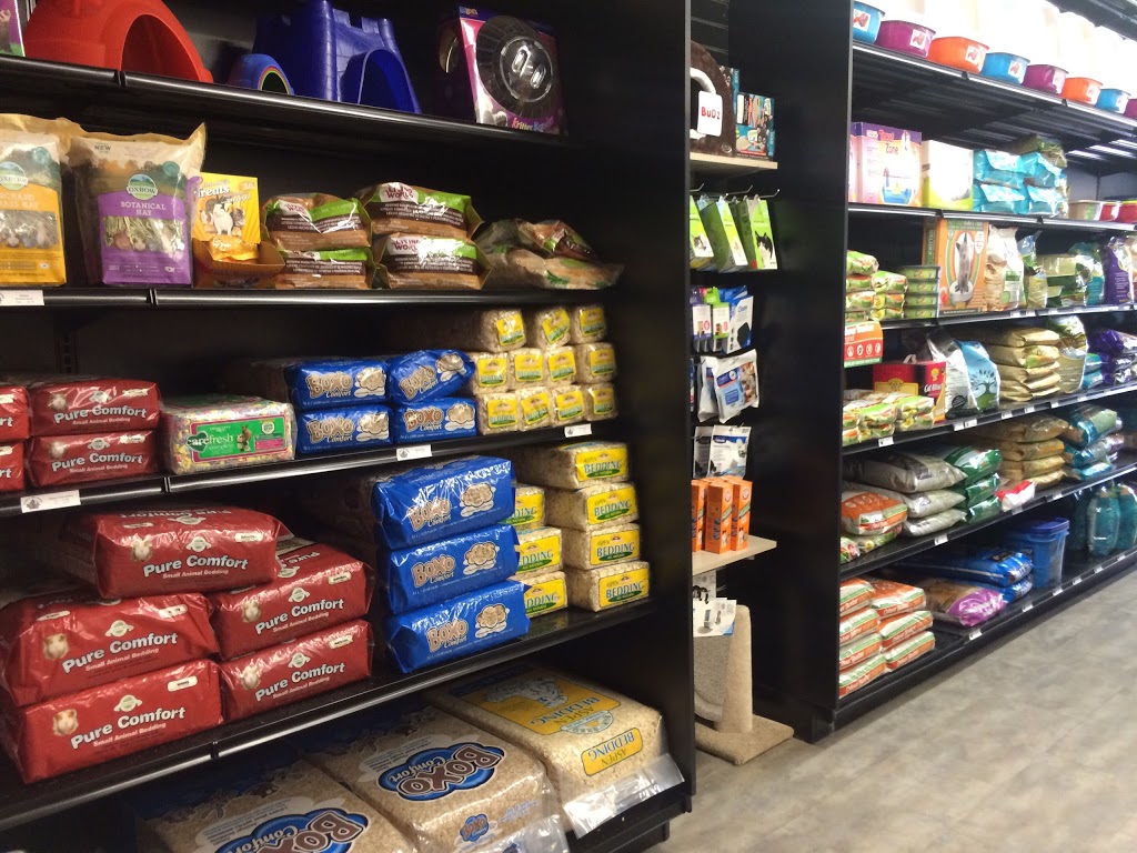 Global Pet Foods | 122 Ellesmere Rd, Scarborough, ON M1R 4C4, Canada | Phone: (416) 443-0788