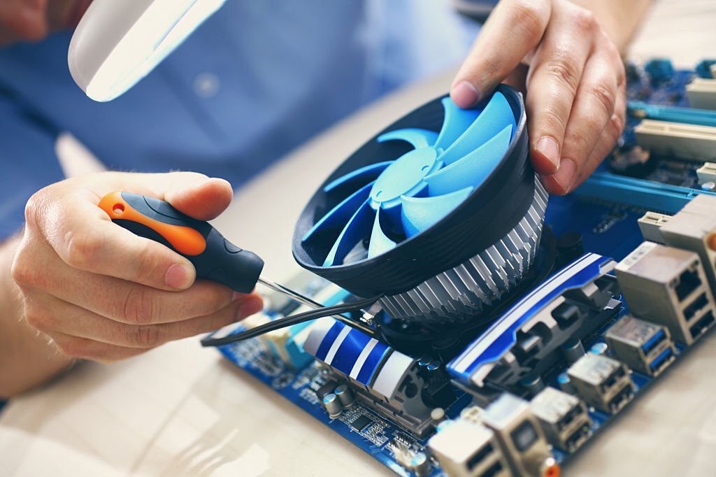 Computer Repair Services (IT-F1.Ca) | 2020 Fullerton Ave #201, North Vancouver, BC V7P 3G3, Canada | Phone: (604) 722-5739