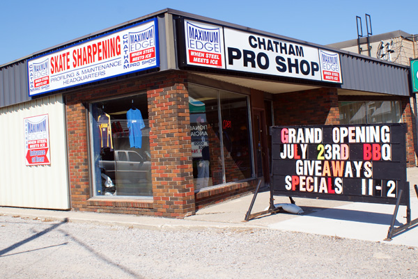 Chatham Pro Shop Maximum Edge Member | 374 St Clair St, Chatham, ON N7L 3K2, Canada | Phone: (519) 354-3000