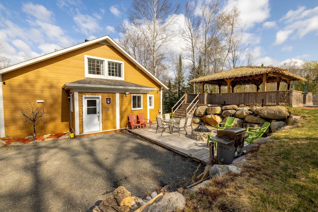 Chalet Donat-Ella | 328 Chemin St Guillaume, Saint-Donat-de-Montcalm, QC J0T 2C0, Canada | Phone: (514) 237-1360