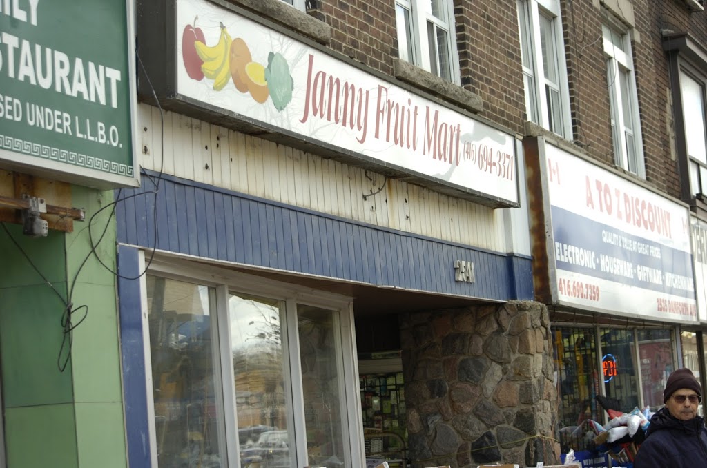 Jannys Fruit Market | 2541 Danforth Ave, Toronto, ON M4C 1L1, Canada | Phone: (647) 347-7996