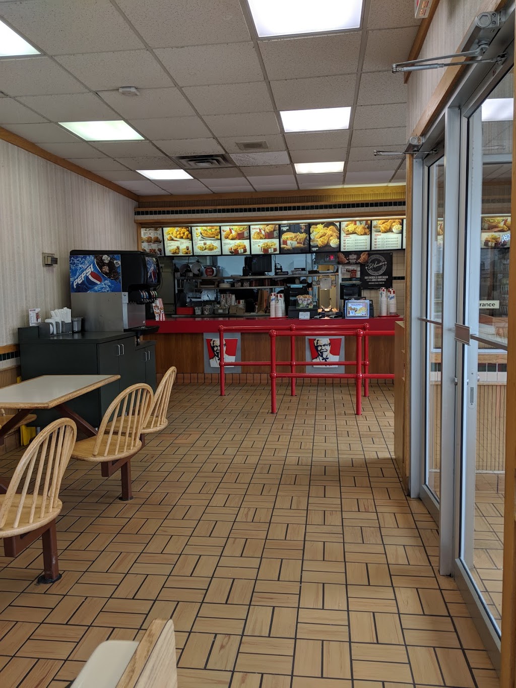KFC | 209 King St E, Bowmanville, ON L1C 1P4, Canada | Phone: (905) 623-3999