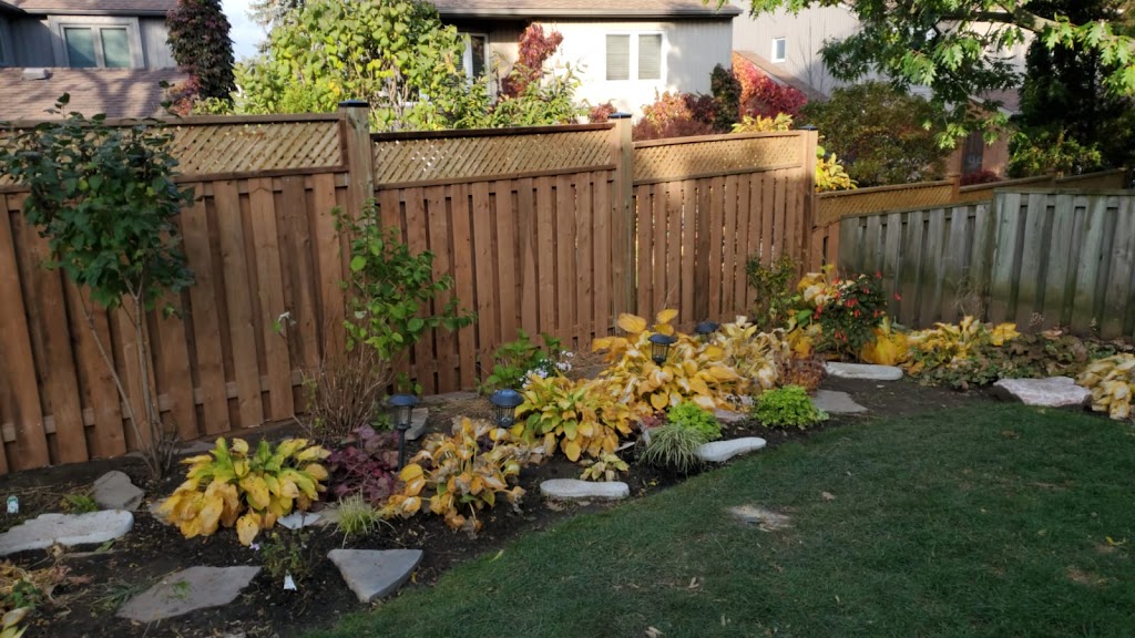 Flawless Fence | 50 Elm Dr E, Mississauga, ON L5A 3X2, Canada | Phone: (416) 419-1721