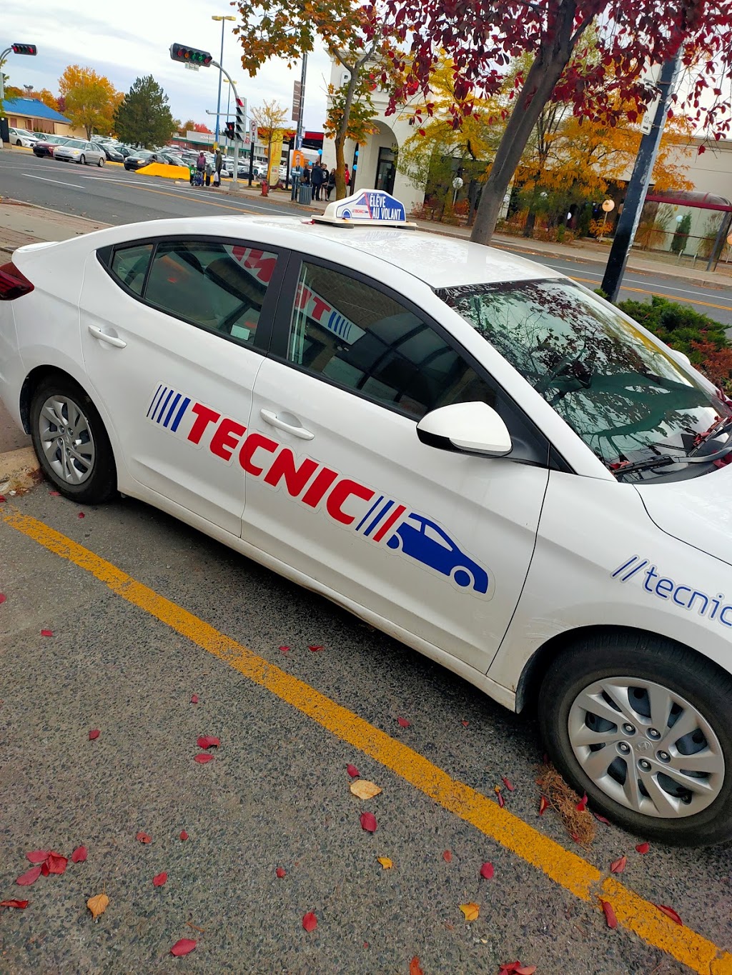 Tecnic Driving School | 2877 Chemin de Chambly #29, Longueuil, QC J4L 1M8, Canada | Phone: (450) 679-7000