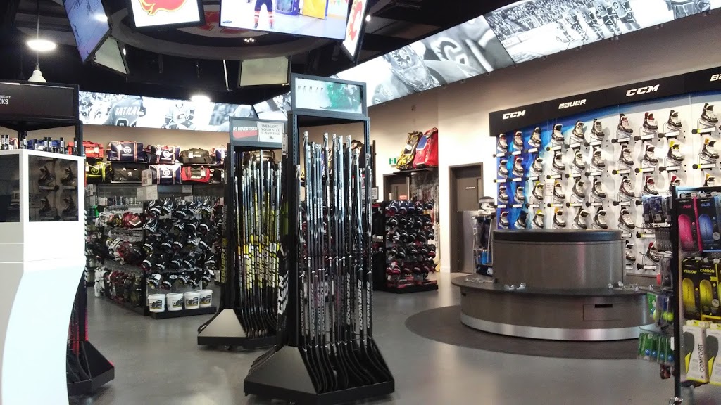 Sport Chek Market Mall | 3625 Shaganappi Trail NW Unit #100W, Calgary, AB T3A 0E2, Canada | Phone: (403) 286-3375