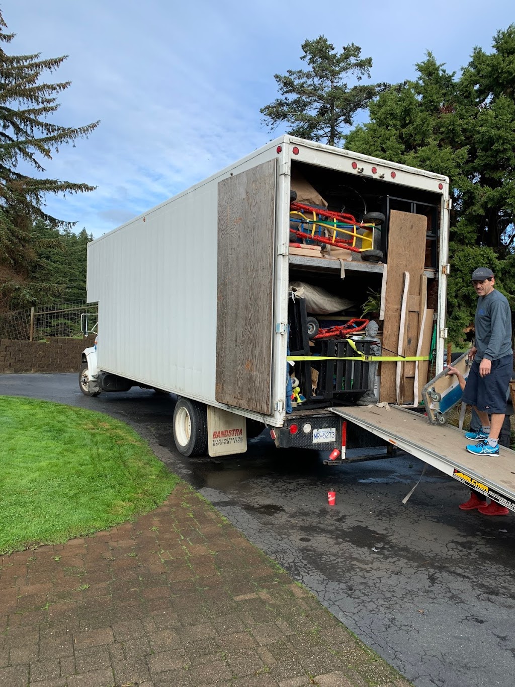 Clarkes Household Moving | 2801 Ulverston Ave, Cumberland, BC V0R 1S0, Canada | Phone: (250) 336-2922