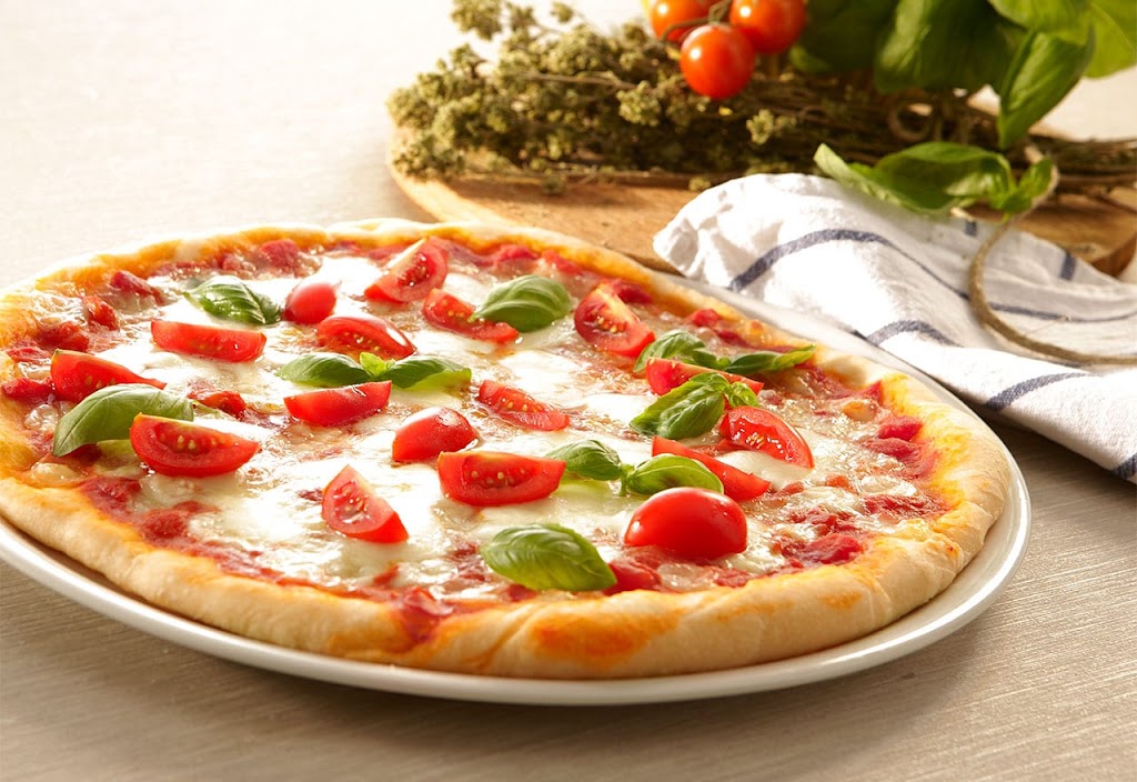 Woodstone Pizza | 9259 Young Rd #104, Chilliwack, BC V2P 4R1, Canada | Phone: (604) 392-2888