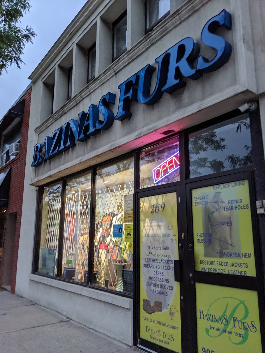 Bazinas Furs | 269 Lakeshore Rd E, Mississauga, ON L5G 1G8, Canada | Phone: (905) 278-1345